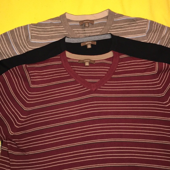 Merona V-necks Size XL $12each bundle 2 for $20 - Picture 2 of 11